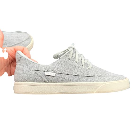 Kizik Hands-Free Sneakers Gray Men’s 9 Wide Women’s 10.5 Wide
